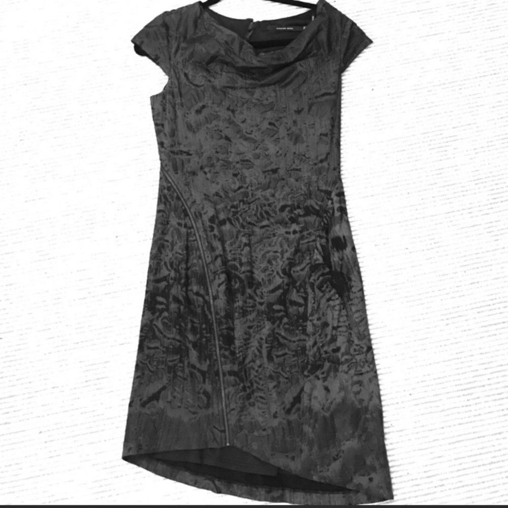 Andrew Marc size 8